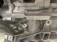 Load image into Gallery viewer, Motor Toyota C-Hr 2ZR 1.8 Hybrid Engine Unkomplett