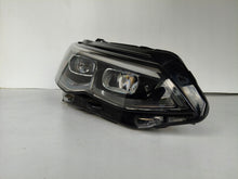 Laden Sie das Bild in den Galerie-Viewer, Frontscheinwerfer VW Golf VIII 5H1941036 Rechts Scheinwerfer Headlight SCH4933611273sq