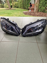 Load image into Gallery viewer, Frontscheinwerfer Mercedes-Benz W205 2059068605 FULL LED Rechts oder Links