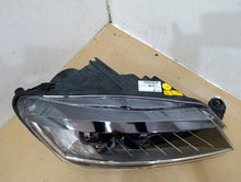 Laden Sie das Bild in den Galerie-Viewer, Frontscheinwerfer Skoda I 3VD941016 Rechts Scheinwerfer Headlight SCH9254202334tt