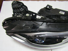 Laden Sie das Bild in den Galerie-Viewer, Frontscheinwerfer Mercedes-Benz Cls A2579068400 LED Rechts Headlight