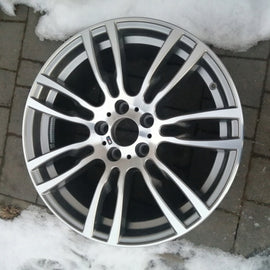 1x Alufelge 19 Zoll 8.5