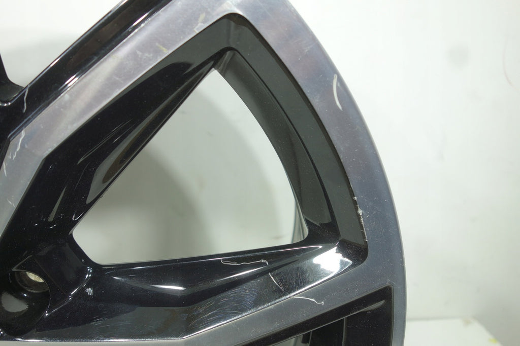 1x Alufelge 18 Zoll 7.0" 5x100 39ET 2GM601025F VW T-Cross Rim Wheel