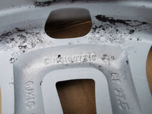 Laden Sie das Bild in den Galerie-Viewer, 1x Alufelge 16 Zoll 6.0&quot; 4x108 37 5ET Ford Ecosport Rim Wheel