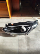 Laden Sie das Bild in den Galerie-Viewer, Frontscheinwerfer Ford Fiesta I N1BB13101 LED Links Scheinwerfer Headlight SCH9122728660nr
