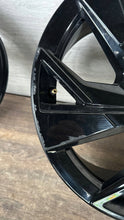 Laden Sie das Bild in den Galerie-Viewer, 4x Alufelge 17 Zoll 7.5" 5x108 44ET Glanz 9843281580 Opel Astra L Rim Wheel FEL5373006480uy