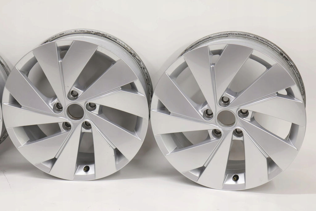4x Alufelge 17 Zoll 6.5" 5x112 40ET Matt 5H0601025B VW Golf Viii Rim Wheel FEL7051918202ix