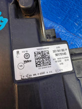 Load image into Gallery viewer, Frontscheinwerfer VW Passat B8 3G1941082P Rechts Scheinwerfer Headlight SCH2186391826dj