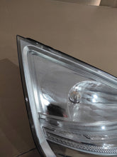 Laden Sie das Bild in den Galerie-Viewer, Frontscheinwerfer Renault Espace IV 260100085R LED Rechts Scheinwerfer Headlight SCH3357149777kn