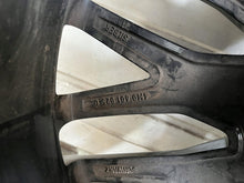 Load image into Gallery viewer, 1x Alufelge 20 Zoll 9.0" 5x112 33ET Glanz Silber 4M0601025Q Audi Q7 Rim Wheel FEL9268719412ip