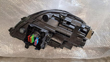 Laden Sie das Bild in den Galerie-Viewer, Frontscheinwerfer Ford Puma R1TB-13101-CB LED Ein Stück (Rechts oder Links) SCH7345750533sb