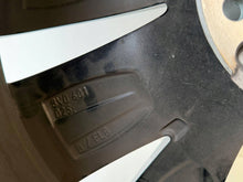 Load image into Gallery viewer, 1x Alufelge 18 Zoll 3V0601025B Skoda Superb Rim Wheel FEL4947823229rn