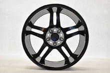 Laden Sie das Bild in den Galerie-Viewer, 4x Alufelge 18 Zoll 7.5&quot; 5x112 52ET Glanz Schwarz A1764010700 Mercedes-Benz Vito