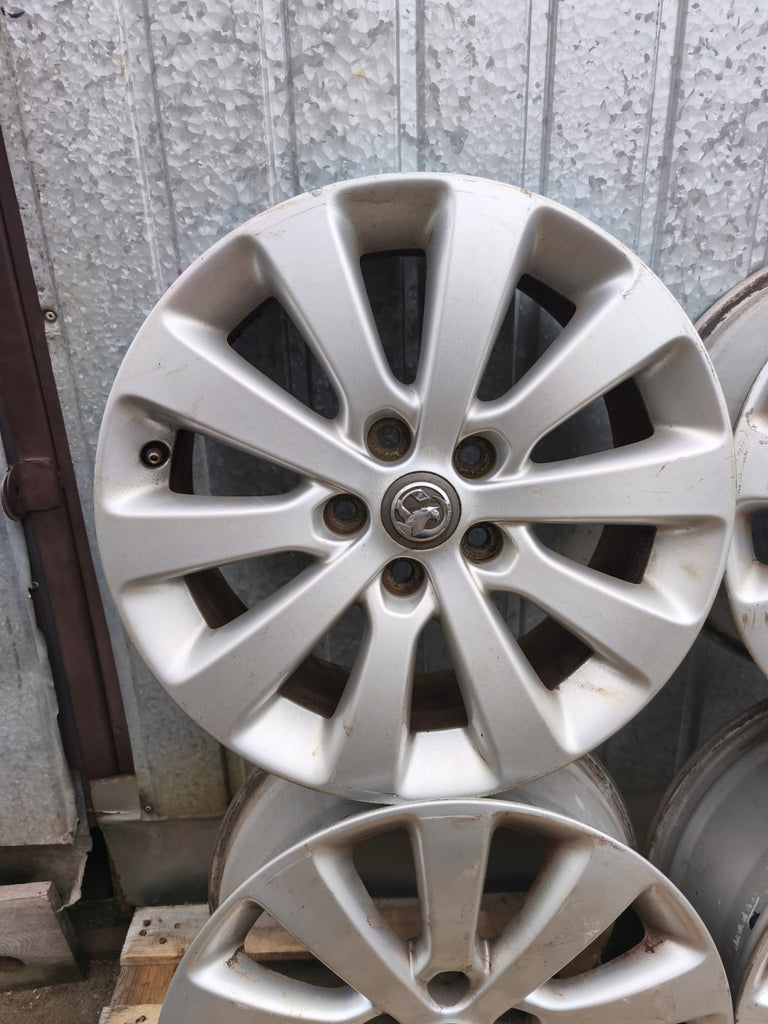 4x Alufelge 17 Zoll 7.0" 5x115 Opel Astra J Zafira C Rim Wheel FEL8595580538sk