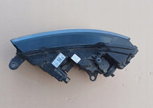 Laden Sie das Bild in den Galerie-Viewer, Frontscheinwerfer Skoda Scala 2019- 657941016 LED Rechts Scheinwerfer Headlight SCH2587454068xx