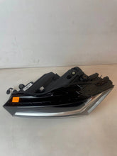 Laden Sie das Bild in den Galerie-Viewer, Frontscheinwerfer Skoda Superb I 3P1941015 Links Scheinwerfer Headlight SCH2485236508gp