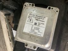 Laden Sie das Bild in den Galerie-Viewer, Frontscheinwerfer Mercedes-Benz W211 Links Scheinwerfer Headlight SCH2316363006ck