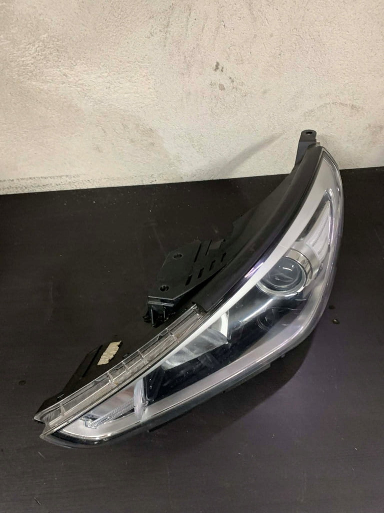 Frontscheinwerfer Hyundai I30 III G4921-22010 Links Scheinwerfer Headlight SCH3255005196di