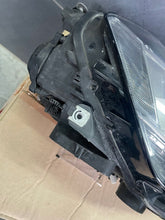 Load image into Gallery viewer, Frontscheinwerfer VW Golf VII 5G1941032 Rechts Scheinwerfer Headlight SCH3412367138nf