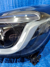 Laden Sie das Bild in den Galerie-Viewer, Frontscheinwerfer Honda Jazz Full LED Links Scheinwerfer Headlight