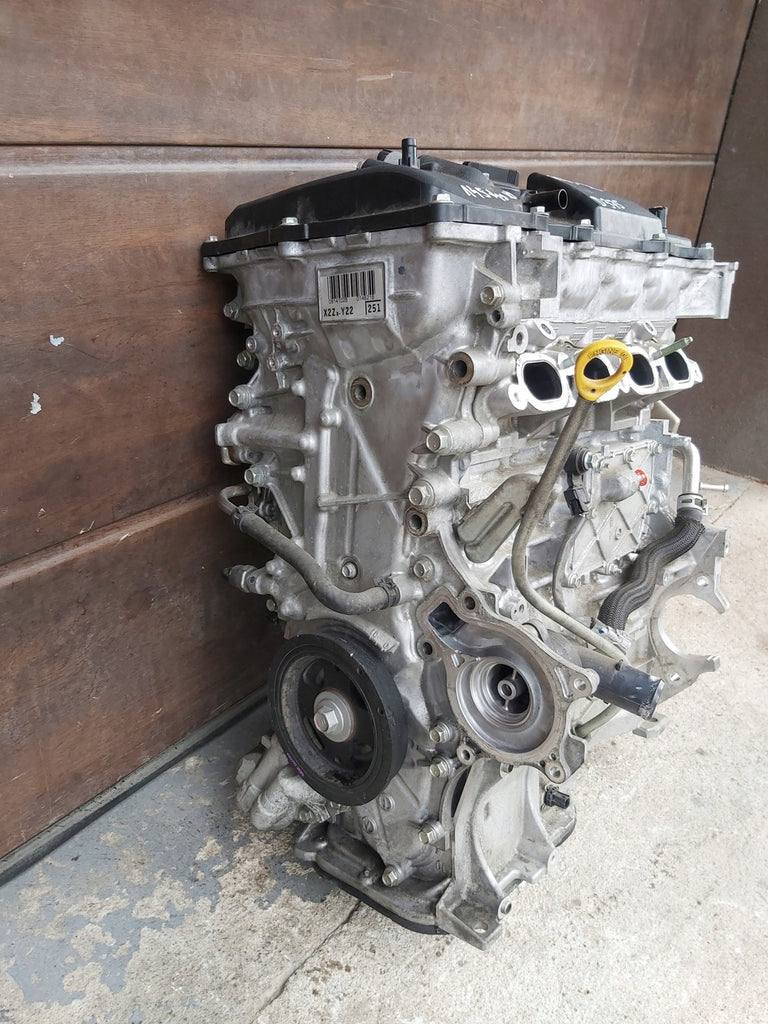 Motor Toyota Corolla 2ZR 1.8 143TKm 2015 Hybrid Engine Unkomplett