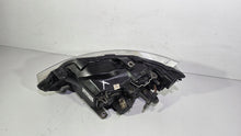 Laden Sie das Bild in den Galerie-Viewer, Frontscheinwerfer Hyundai Ibiza IV 1273860346348 Rechts Scheinwerfer Headlight SCH5310268175vm