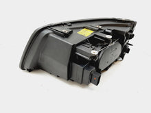 Laden Sie das Bild in den Galerie-Viewer, Frontscheinwerfer VW Transporter Caravelle 0301195202 Rechts Headlight SCH1077050647bq