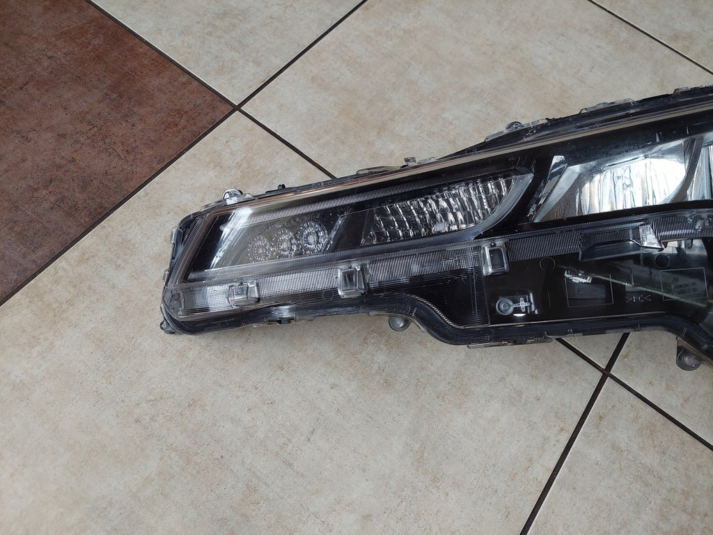 Frontscheinwerfer Toyota Corolla 81150-02S60-2 Full LED Rechts oder Links