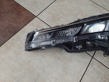 Load image into Gallery viewer, Frontscheinwerfer Toyota Corolla 81150-02S60-2 Full LED Rechts oder Links