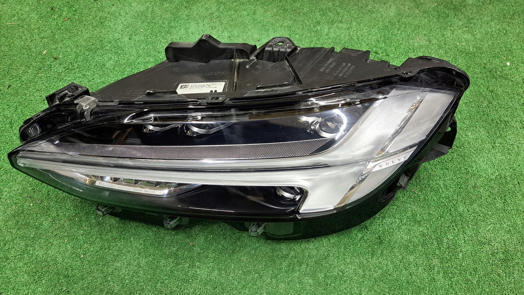 Frontscheinwerfer Volvo S90 V90 32228676 LED Links Scheinwerfer Headlight SCH3838336593bn