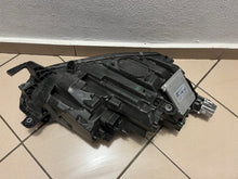 Load image into Gallery viewer, Frontscheinwerfer Skoda Octavia IV 5E4941015B Full LED Links Headlight SCH6917359747nu