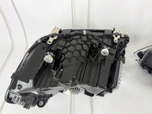 Laden Sie das Bild in den Galerie-Viewer, Frontscheinwerfer BMW X3 G01 G02 7466120-05 8739653-03 Vorderseite Headlight SCH9892337089sc