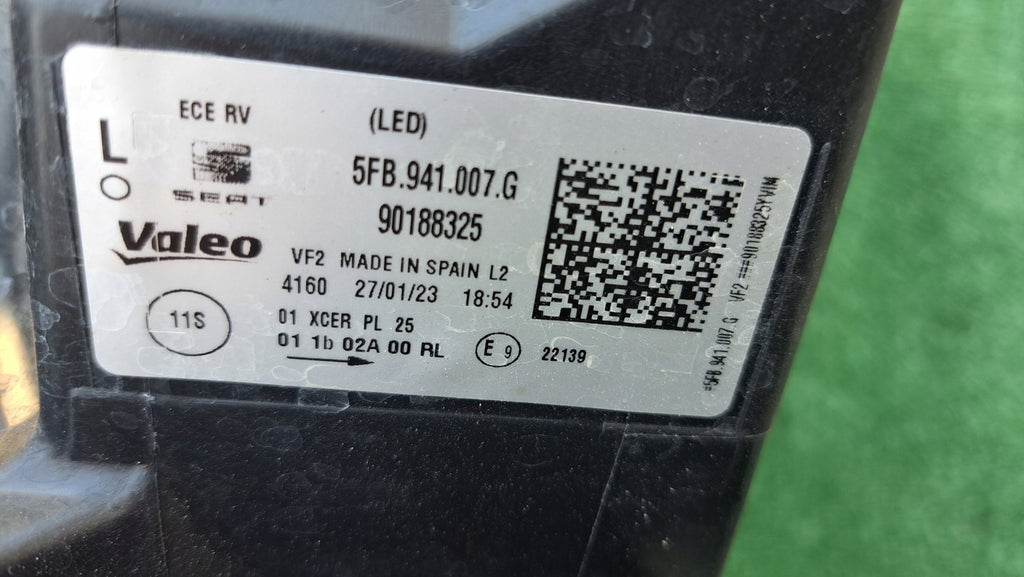 Frontscheinwerfer Seat Leon 5FB941007G Links Scheinwerfer Headlight