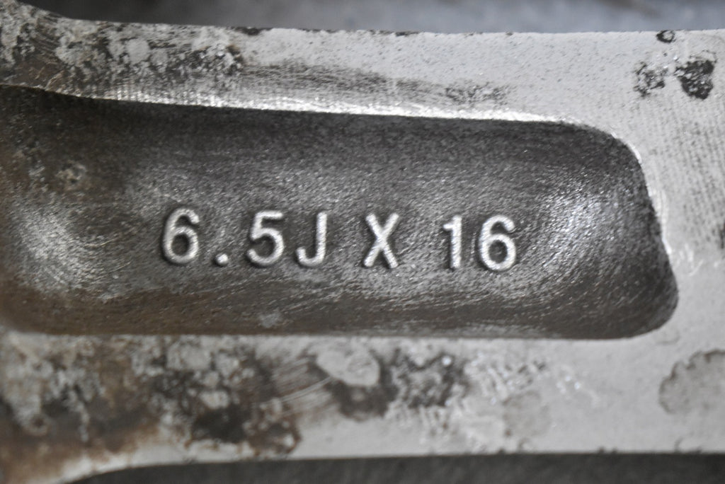 1x Alufelge 16 Zoll 6.5" 5x114.3 44ET 52910-J9100 Hyundai Sonata Rim Wheel