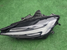 Laden Sie das Bild in den Galerie-Viewer, Frontscheinwerfer Volvo S60 V60 60VVV60 Links Scheinwerfer Headlight SCH2982121861wy