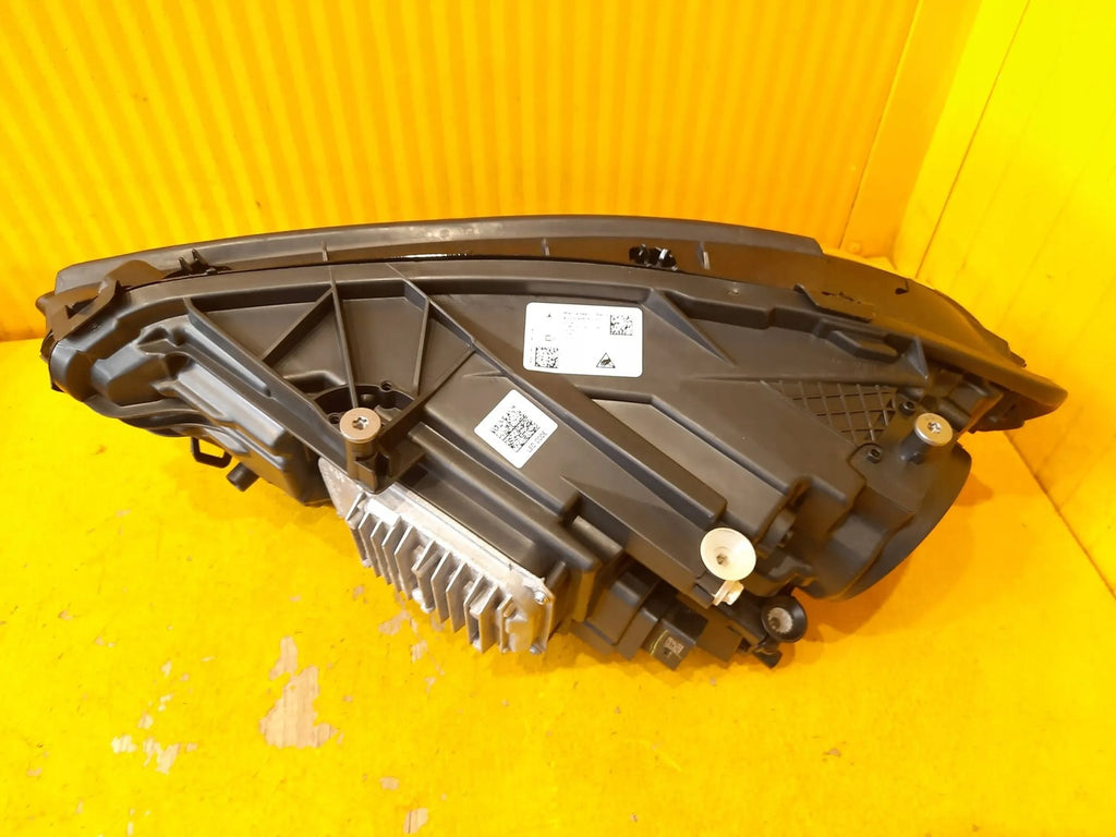 Frontscheinwerfer Mercedes-Benz W177 A1779066201A1779066201 Rechts oder Links SCH3631049502ko
