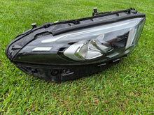 Load image into Gallery viewer, Frontscheinwerfer Mercedes-Benz W177 A1779064803 LED Rechts Headlight SCH3289104778ds