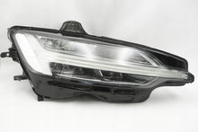 Load image into Gallery viewer, Frontscheinwerfer Volvo V60 II Rechts Scheinwerfer Headlight SCH9372004191of