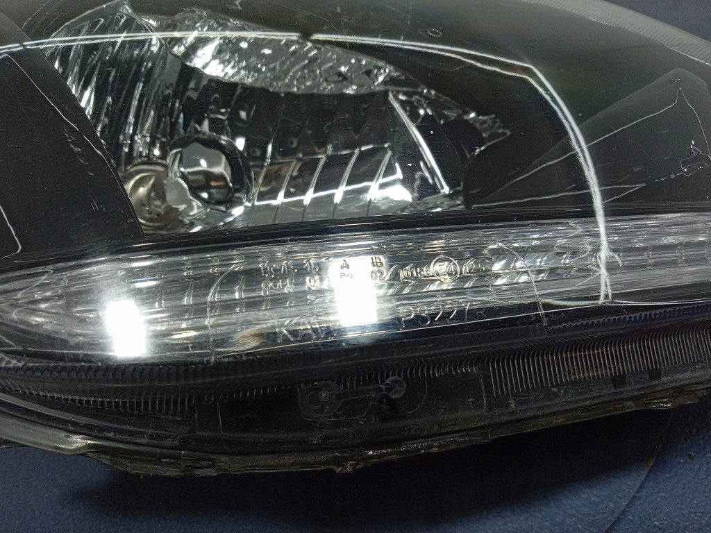 Frontscheinwerfer Mitsubishi Outlander I Rechts Scheinwerfer Headlight