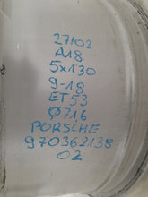Laden Sie das Bild in den Galerie-Viewer, 1x Alufelge 18 Zoll 9.0" 5x130 53ET Glanz Silber 97036213802 Porsche Rim Wheel FEL8895670848qc