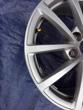 Laden Sie das Bild in den Galerie-Viewer, 1x Alufelge 17 Zoll 7.5" 5x112 36ET 4K0601025 Audi A6 C8 Rim Wheel FEL1158390973dn
