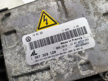 Laden Sie das Bild in den Galerie-Viewer, Frontscheinwerfer VW Touran 1T1941752 Xenon Rechts Scheinwerfer Headlight