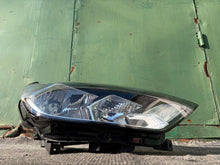 Laden Sie das Bild in den Galerie-Viewer, Frontscheinwerfer Audi A1 82A941004 90106038 Rechts Scheinwerfer Headlight SCH7423762987dt