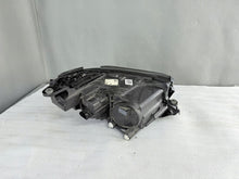 Laden Sie das Bild in den Galerie-Viewer, Frontscheinwerfer Mercedes-Benz W213 A2139067509 LED Links Headlight SCH7053311944sn