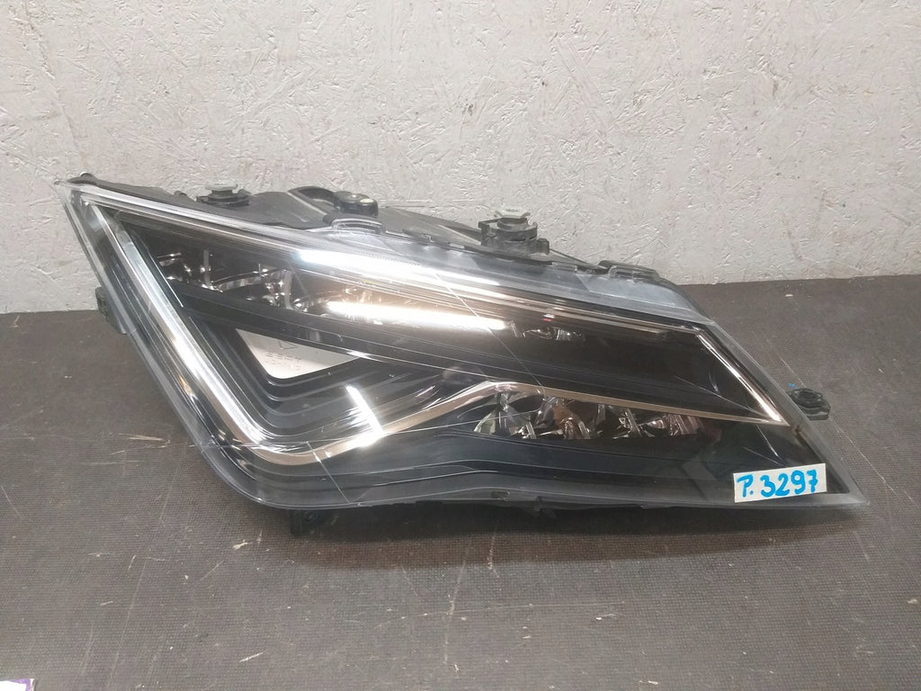 Frontscheinwerfer Seat Leon Rechts Scheinwerfer Headlight