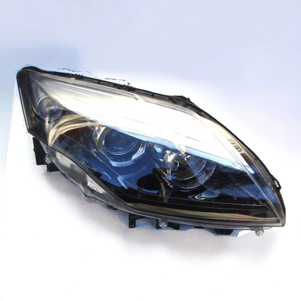 Frontscheinwerfer Renault Laguna III 260100247R 89905208 Halogen Rechts