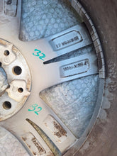Laden Sie das Bild in den Galerie-Viewer, 1x Alufelge 18 Zoll 7.5" 5x112 36107850456 BMW F39 X1 F48 Rim Wheel FEL9545361695wc