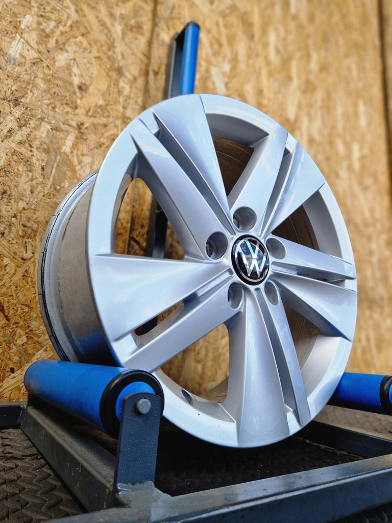4x Alufelge 16 Zoll 7.0" 5x112 48ET Glanz Silber 5H06010251 VW I Rim Wheel FEL6047991765qe
