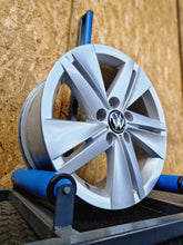Laden Sie das Bild in den Galerie-Viewer, 4x Alufelge 16 Zoll 7.0" 5x112 48ET Glanz Silber 5H06010251 VW I Rim Wheel FEL6047991765qe