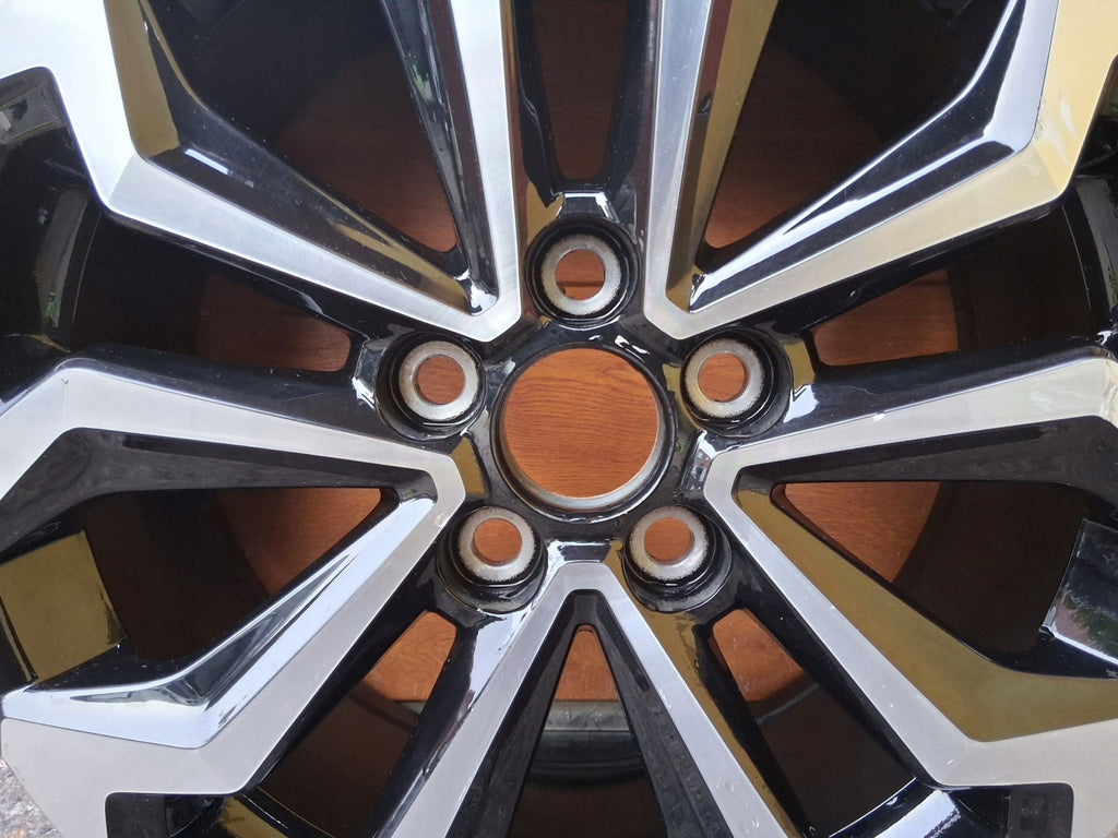1x Alufelge 17 Zoll 7.0" 5x114.3 50ET Glanz Schwarz CMS1107-12 Toyota Auris FEL7994684663cc